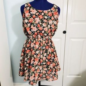 Love Ari Pink Floral Sleeveless Mini Dress Size Large